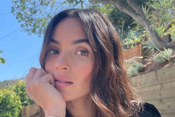 Adria Arjona in the Mix for Wonder Woman as Jason Momoa Weighs In