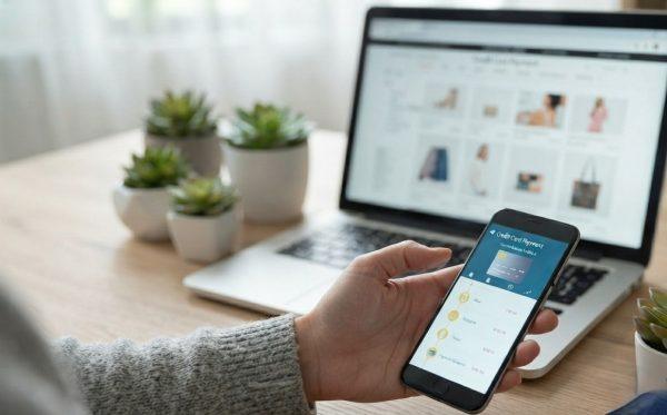 AI Money Help: Smart Tool or Hidden Risk for Latino Families?