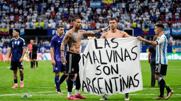 Argentina Players Face Sanctions After Malvinas Banner at World Cup