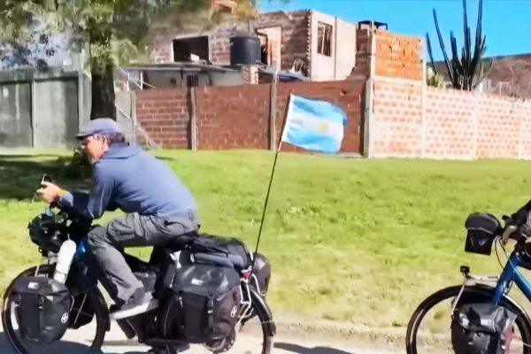 Argentine Cyclists Cross the Americas to Cheer Messi in His Final World Cup