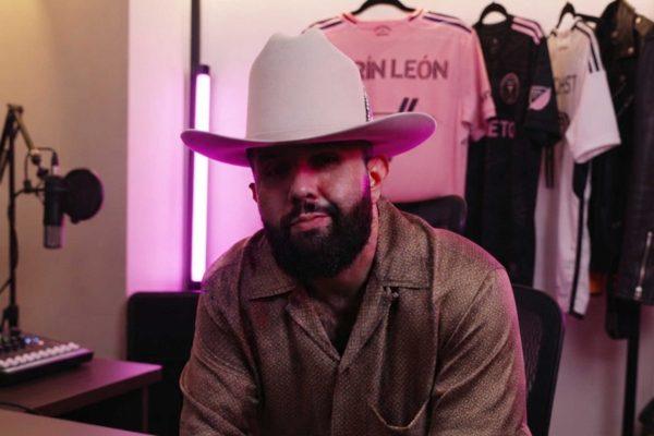 Carín León's 'Desde que te tengo': A Love Song About Healing and Devotion