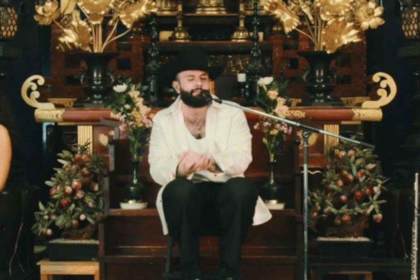 Carín León's MudaH Deluxe: A Bold Fusion of Mexican and Colombian Sounds