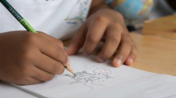Florida Public Schools Tighten Open Enrollment: What Latino Families Need to Know
