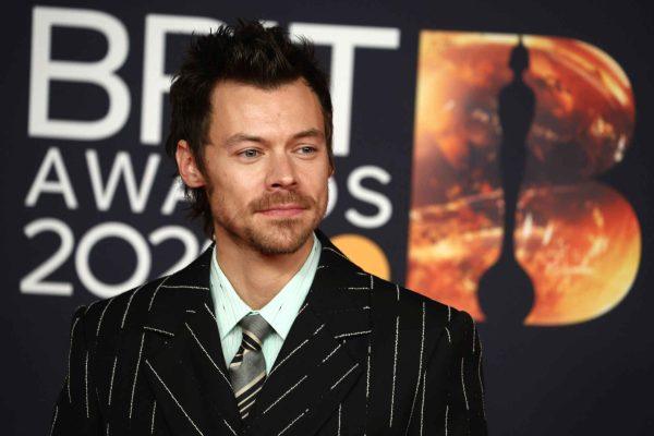 Harry Styles Adds 25 Shows to 2027 Tour, Ca7riel y Paco Amoroso to Open in Dallas