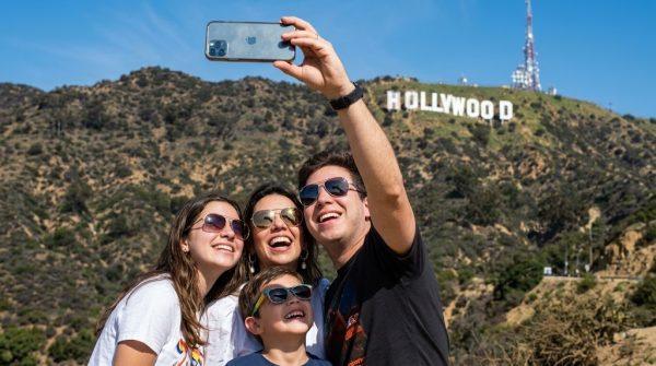Hollywood Sign selfie crowds push LA neighbors to sue the city