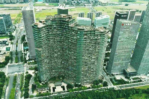 Inside Hangzhou's 20,000-Resident Vertical City: A Test of Urban Living