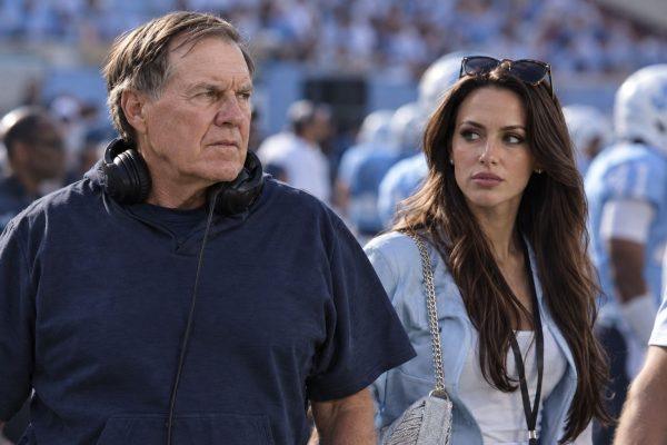Jordon Hudson returns to UNC sideline, reigniting Belichick scrutiny