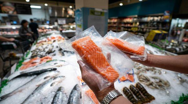 Listeria in smoked salmon prompts Florida freezer checks