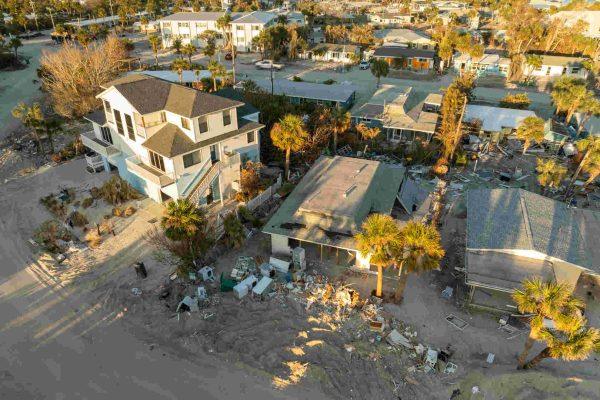 Long Beach homeowners face ruin as Pacific storms batter coast