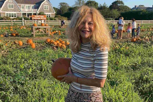 Meg Ryan's Hamptons mansion sale nears completion for over $15M