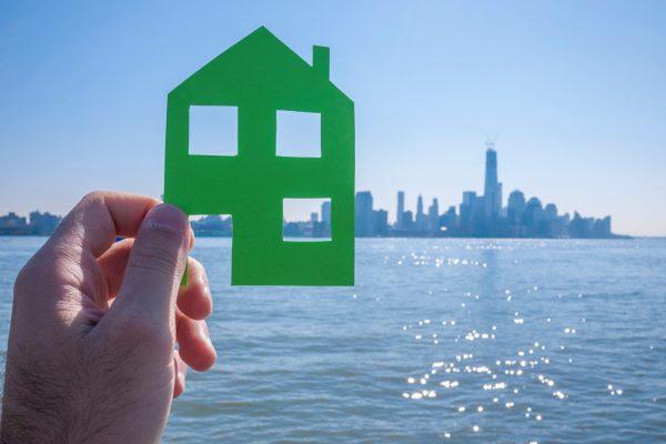 New York Rent Freeze Gains Traction as Moody's Study Debunks Landlord Fears