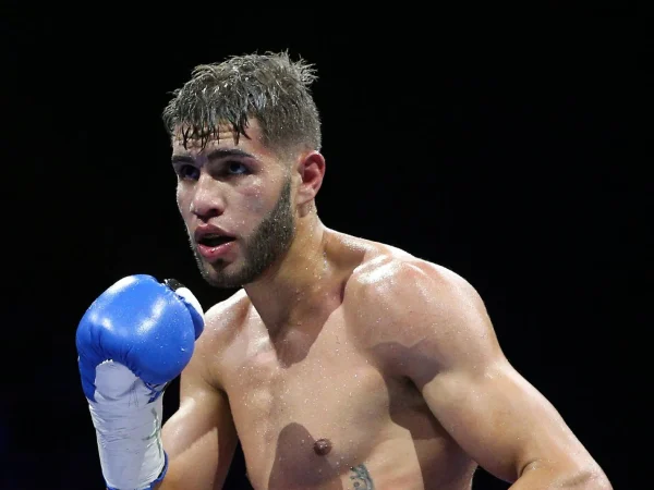 Prichard Colón, Puerto Rican boxer, dies at 33 after decade-long battle