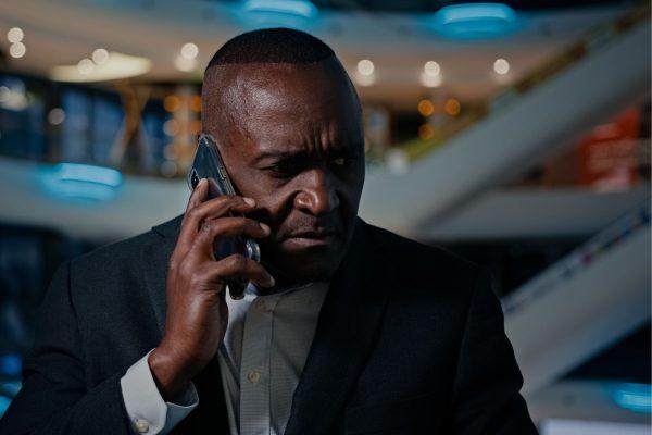 Ringless voicemail scams target Latino communities: how to protect yourself