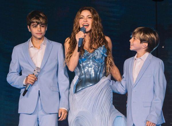 Shakira's Kids Study Music with Venezuelan Teacher Trained in El Sistema
