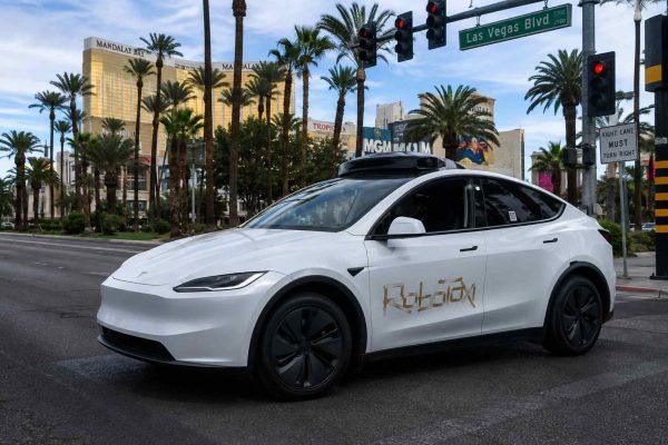 Tesla's Las Vegas Robotaxis Debut with Strict Limits and No Airport Pickups