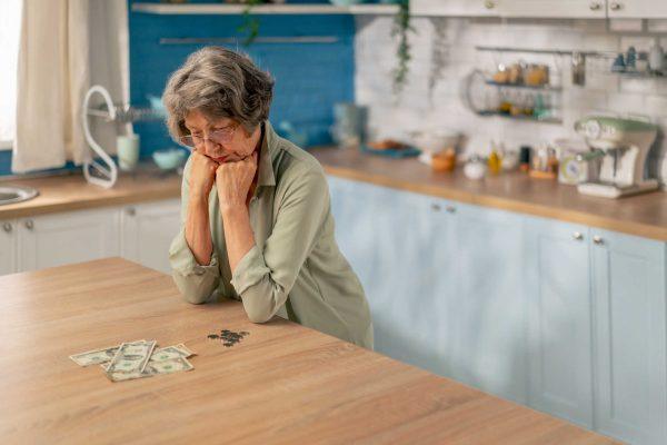 US families face impossible choice between meals and electricity bills