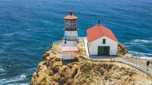 Volunteer at a Point Reyes lighthouse and live rent-free this winter